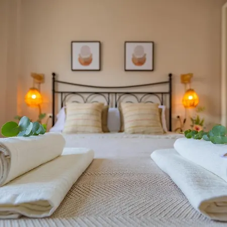 Apartamento Beachfront, Pool, Terrace, Garage & Fibre Internet