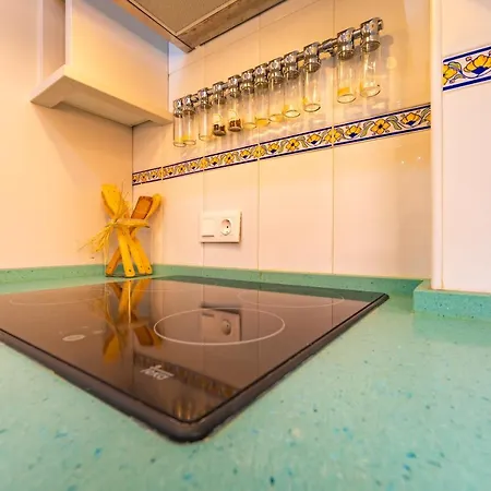 아파트 Beachfront, Pool, Terrace, Garage & Fibre Internet 타리파