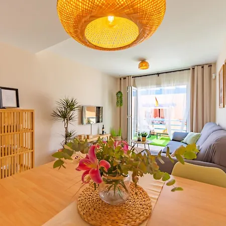 Beachfront, Pool, Terrace, Garage & Fibre Internet