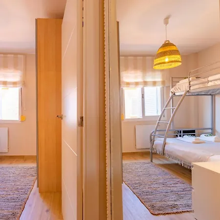 아파트 Beachfront, Pool, Terrace, Garage & Fibre Internet